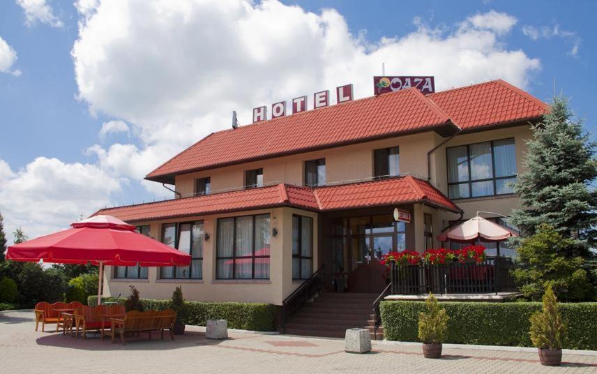 Hotel Oaza Golina  Exterior foto